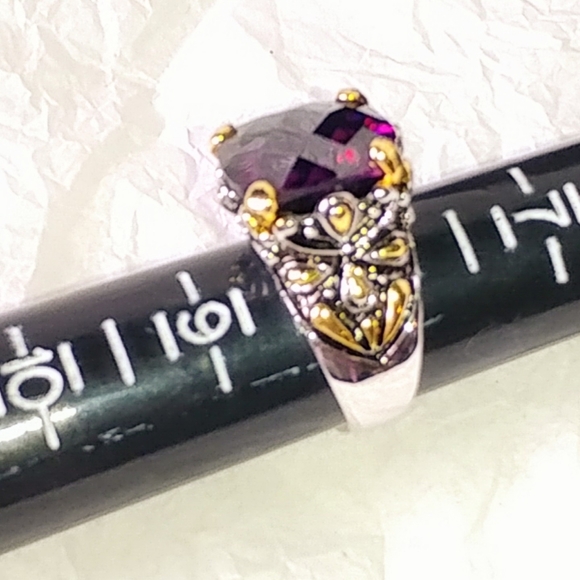 PURPLE STONE RING - FANCY TWO-TONE SETTING - Picture 4 of 6